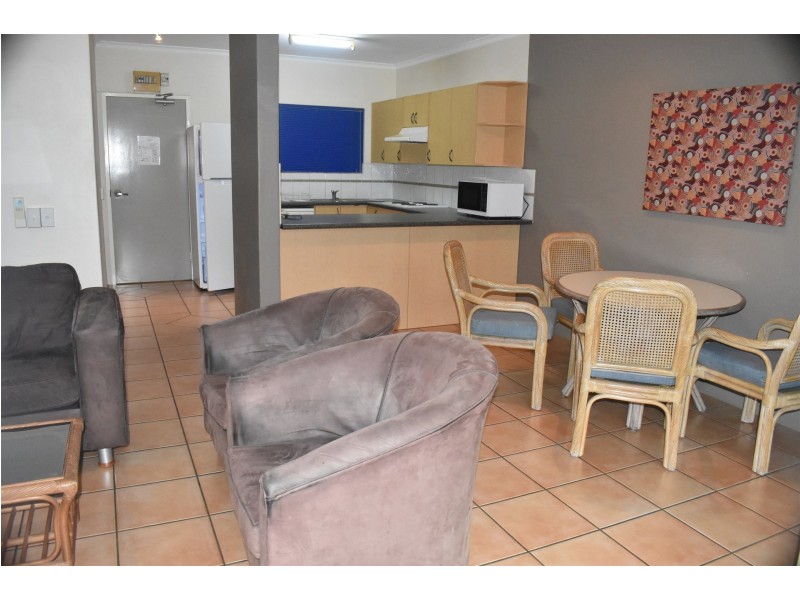191 Mcleod Street, Cairns North QLD 4870