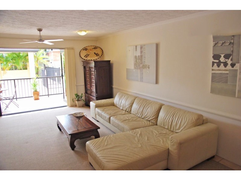 8-10 Lloyd Street, Southport QLD 4215