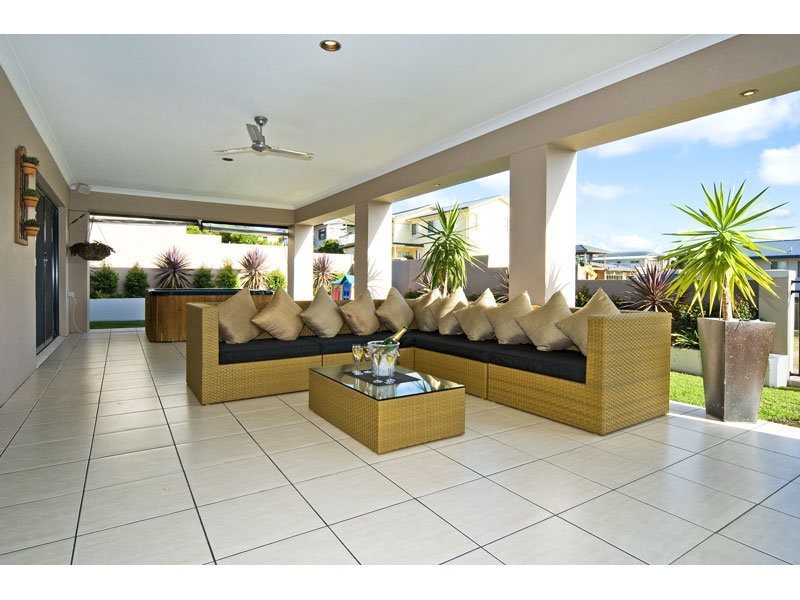 38 Craig Street, Wishart QLD 4122