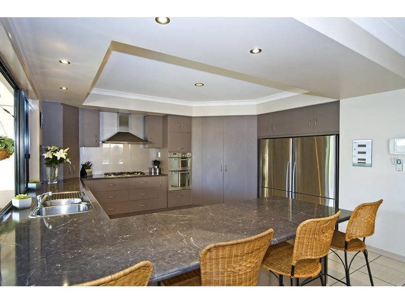 38 Craig Street, Wishart QLD 4122