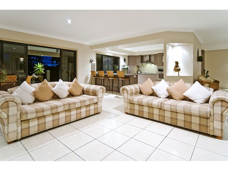 38 Craig Street, Wishart QLD 4122