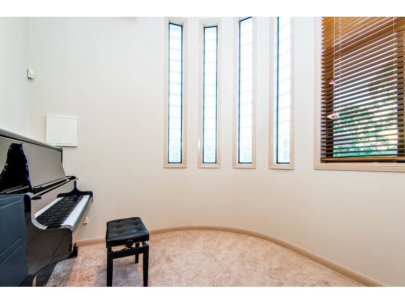 38 Craig Street, Wishart QLD 4122