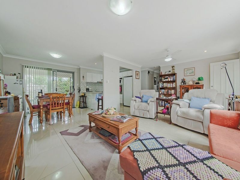 Hillcrest QLD 4118