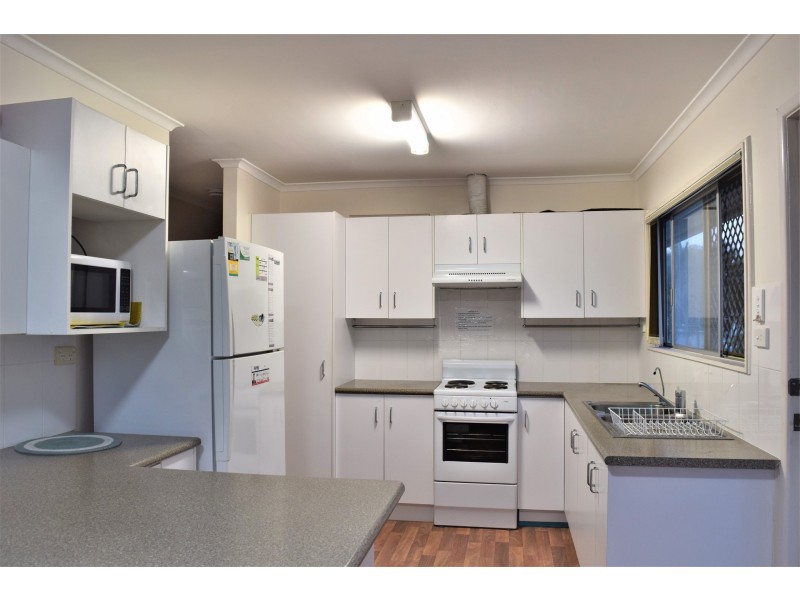 2a/64 Liverpool st, Eight Mile Plains QLD 4113