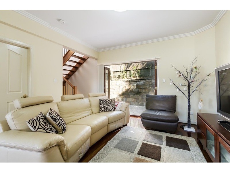 17 Challinor Street Auchenflower, Auchenflower QLD 4066