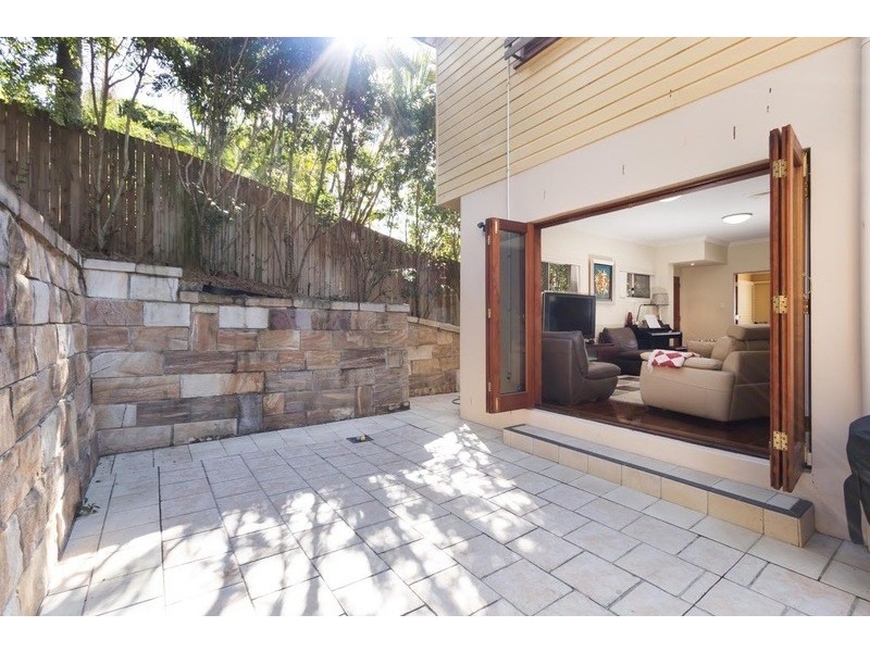 17 Challinor Street Auchenflower, Auchenflower QLD 4066