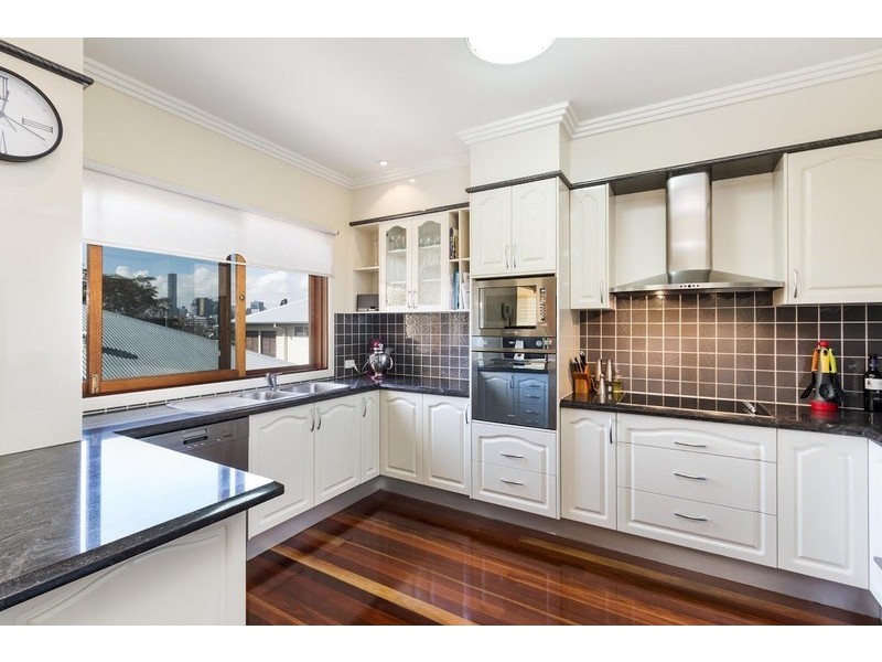 17 Challinor Street Auchenflower, Auchenflower QLD 4066