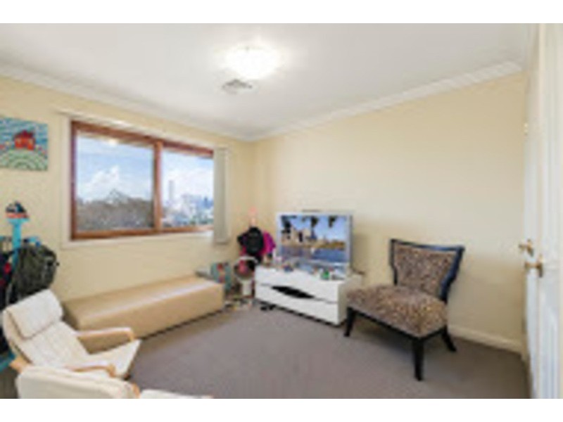 17 Challinor Street Auchenflower, Auchenflower QLD 4066