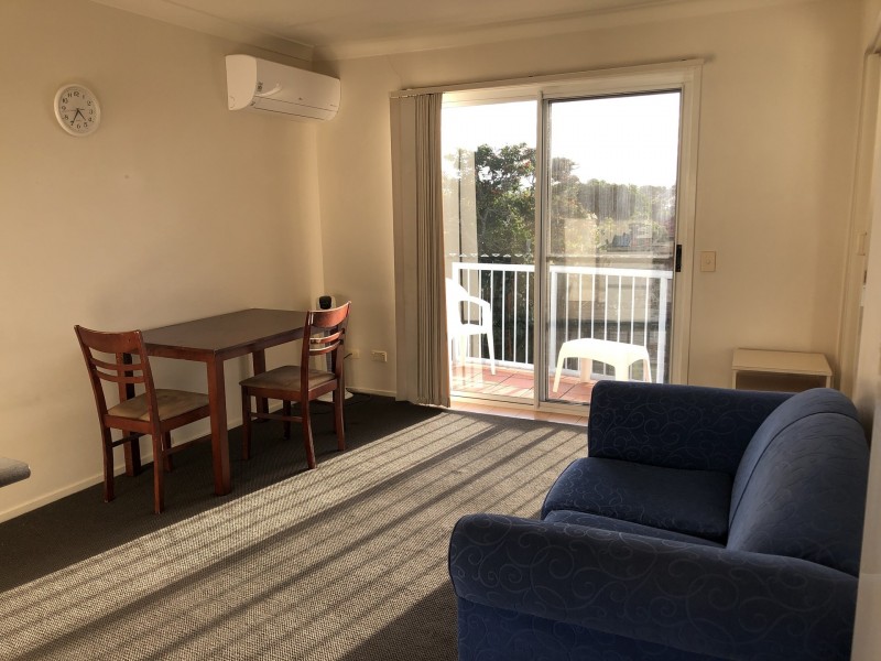 16 Lloyd Street, Southport QLD 4215