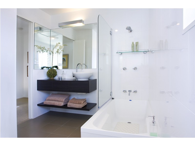 1 5 Barbados Crescent, Noosaville QLD 4566