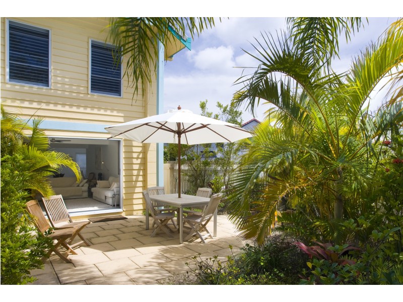 1 5 Barbados Crescent, Noosaville QLD 4566