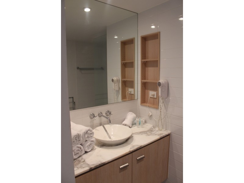 195/1-7 Moores Cres, Varsity Lakes QLD 4227