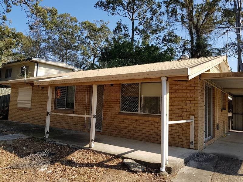 16 Green Road, Regents Park QLD 4118