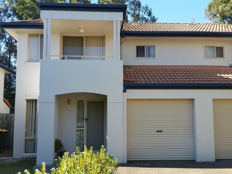 19 Harrow Place, Arundel QLD 4214