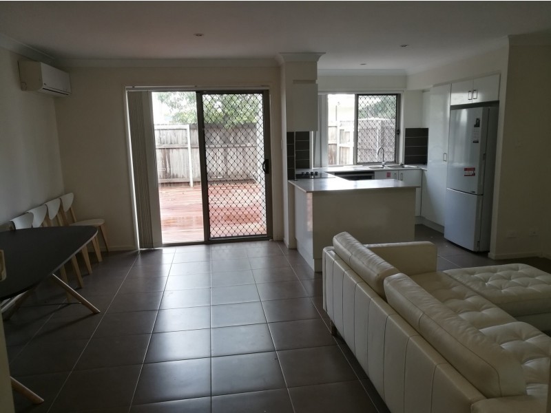 88 Candytuft Place, Calamvale QLD 4116