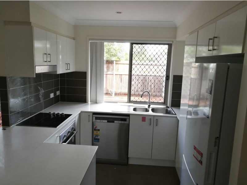 88 Candytuft Place, Calamvale QLD 4116