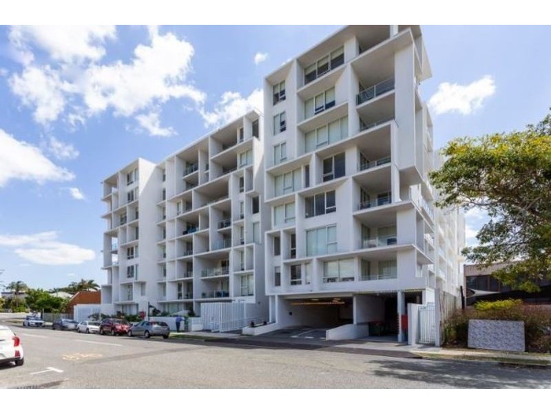 101/8 Bank Street, West End QLD 4101
