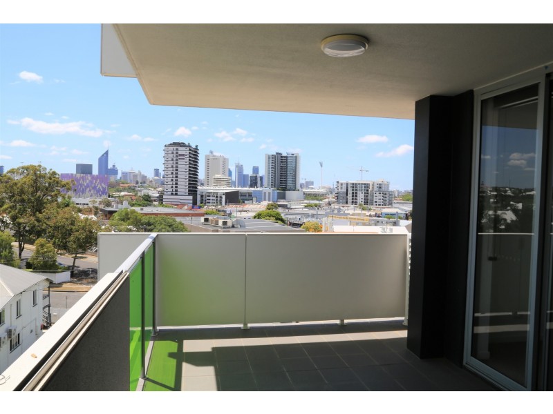 202/159 Logan road, Woolloongabba QLD 4102