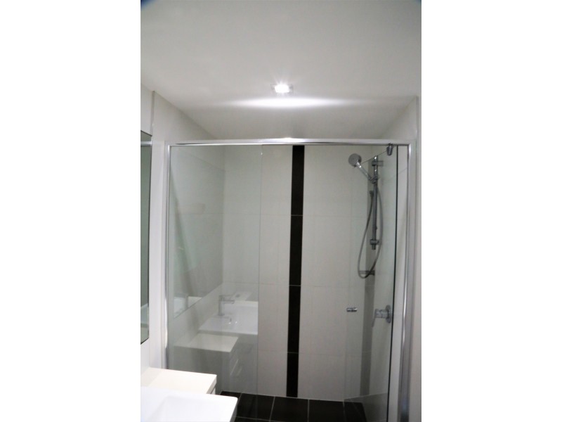 202/159 Logan road, Woolloongabba QLD 4102