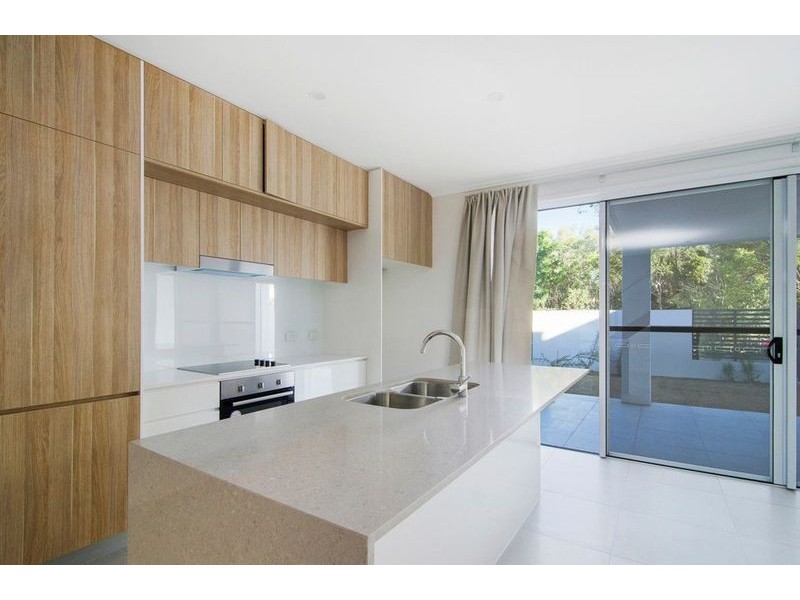 3 Evergreen View, Robina QLD 4226
