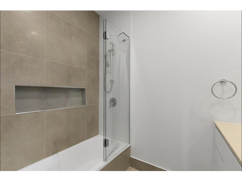 3 Evergreen View, Robina QLD 4226