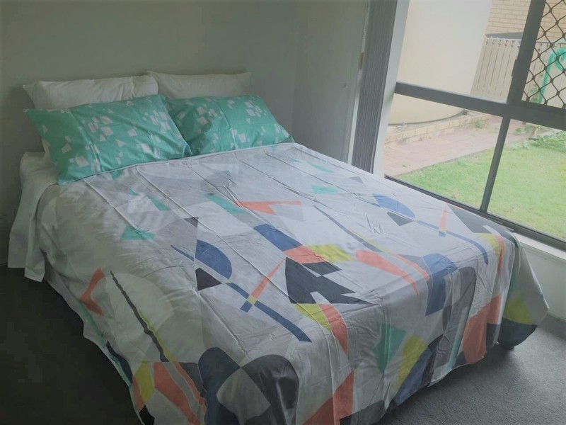 27 South Lake Drive, Varsity Lakes QLD 4227