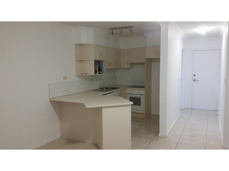 9/57 Worendo Street, Southport QLD 4215