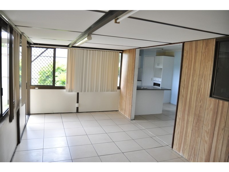 184 Browns Plains Road, Browns Plains QLD 4118