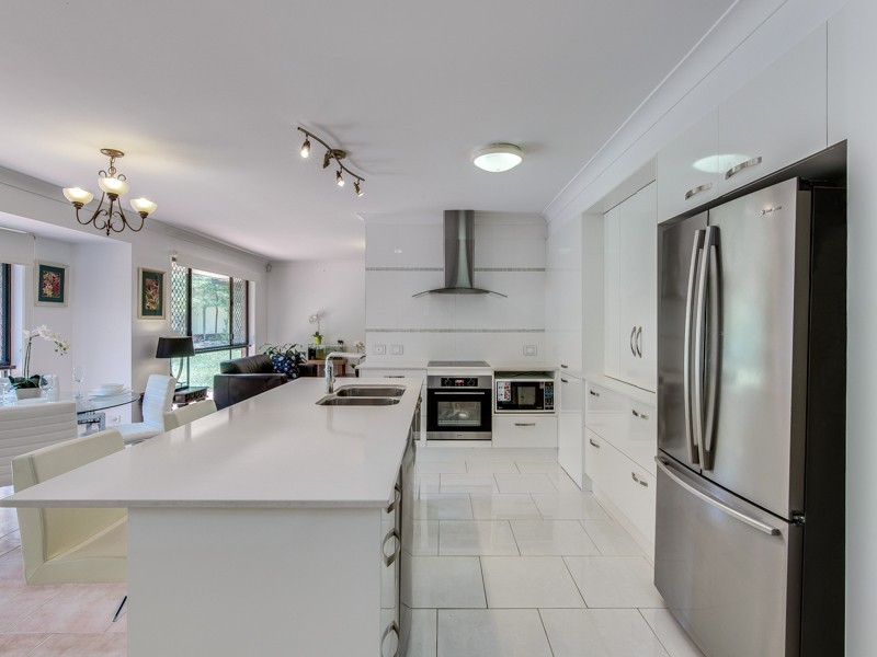 3 Sawgrass Place, Robina QLD 4226