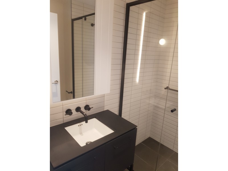 818/8 Bank Street, West End QLD 4101