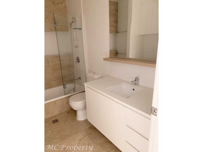 47 Manhattan, Robina QLD 4226