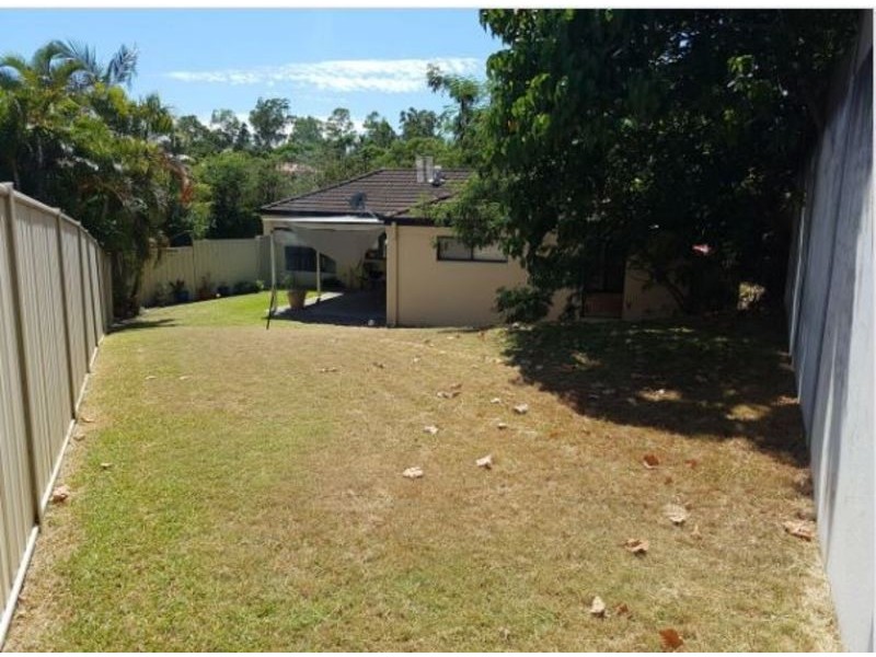 8 Tee Trees/Boulevard, Arundel QLD 4214