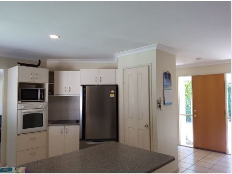 8 Tee Trees/Boulevard, Arundel QLD 4214