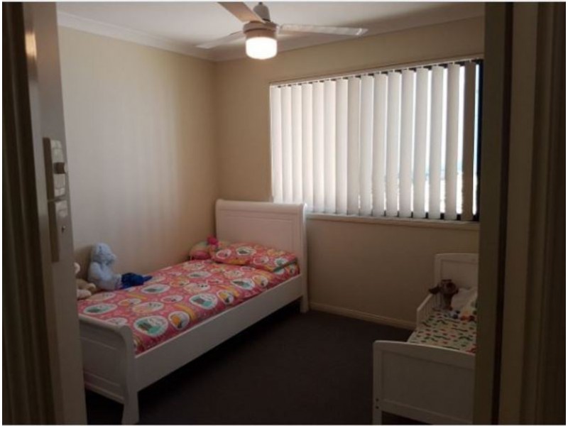 8 Tee Trees/Boulevard, Arundel QLD 4214
