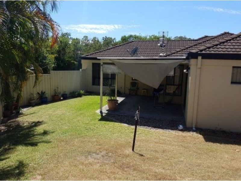 8 Tee Trees/Boulevard, Arundel QLD 4214