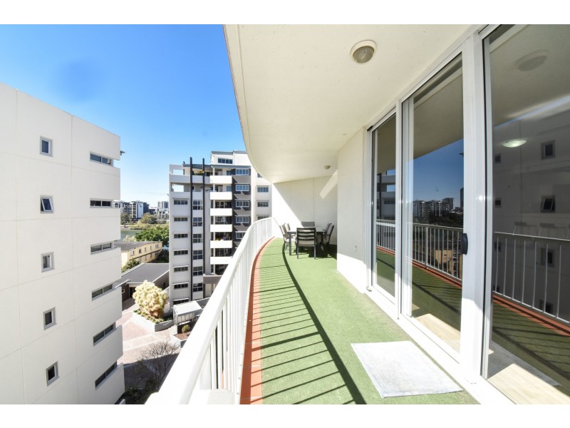 18 Dunmore Terrace Dunmore terrace, Auchenflower QLD 4066