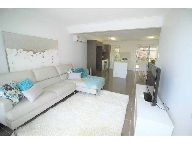 10 a SOVEREIGN PLACE, Algester QLD 4115