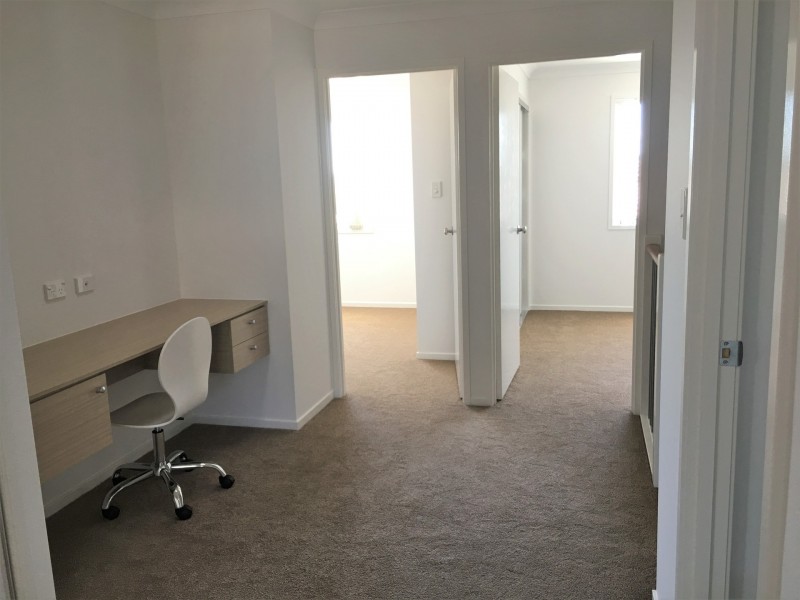 1/10 -12 SOVEREIGN PLACE, Algester QLD 4115
