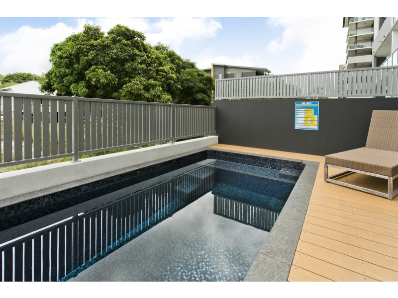 68/45 Regent street, Woolloongabba QLD 4102