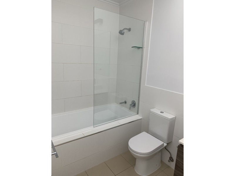 53 29-49 Varsity Parade, Varsity Lakes QLD 4227