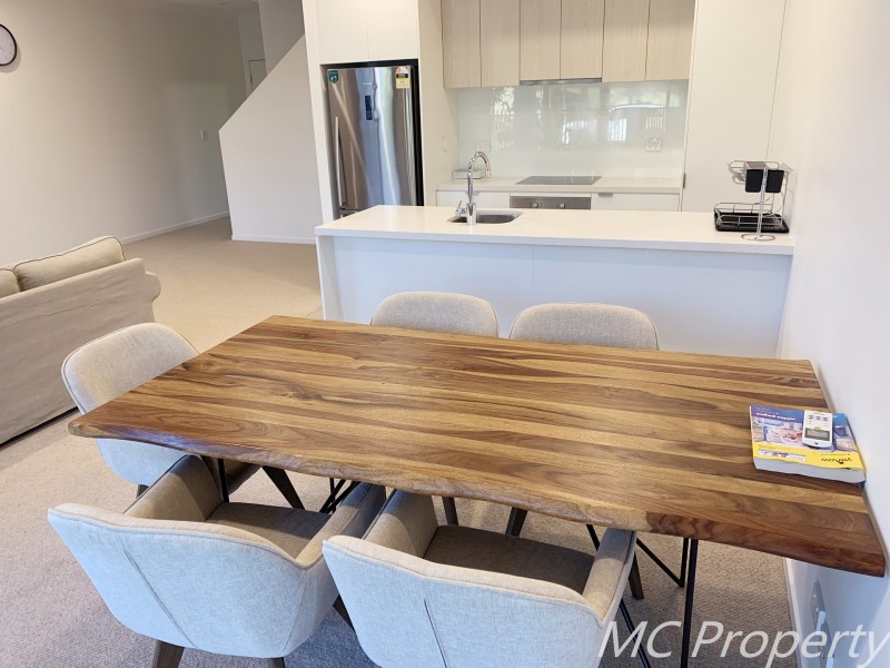 16/3031 The Boulevard, Carrara QLD 4211