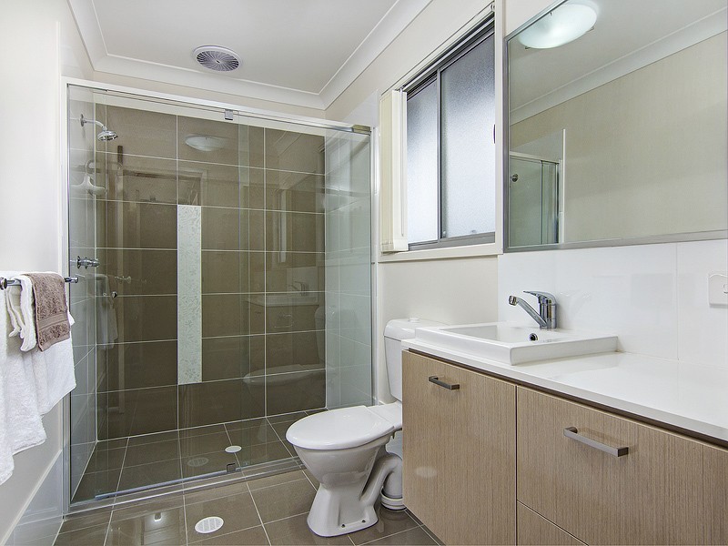 B/12 KIMBERLEY CLOSE, Redbank Plains QLD 4301