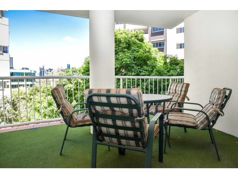 20/18 Dunmore Terrace, Auchenflower QLD 4066