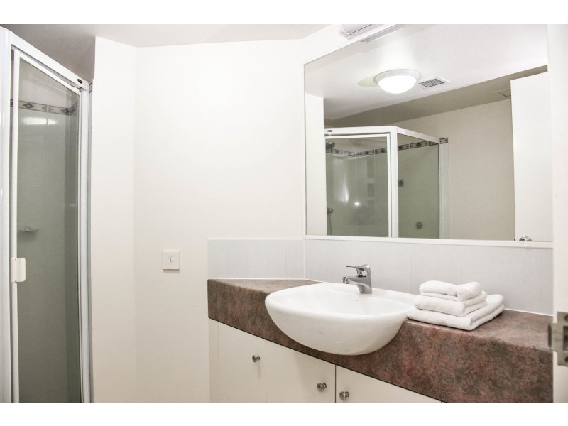 20/18 Dunmore Terrace, Auchenflower QLD 4066