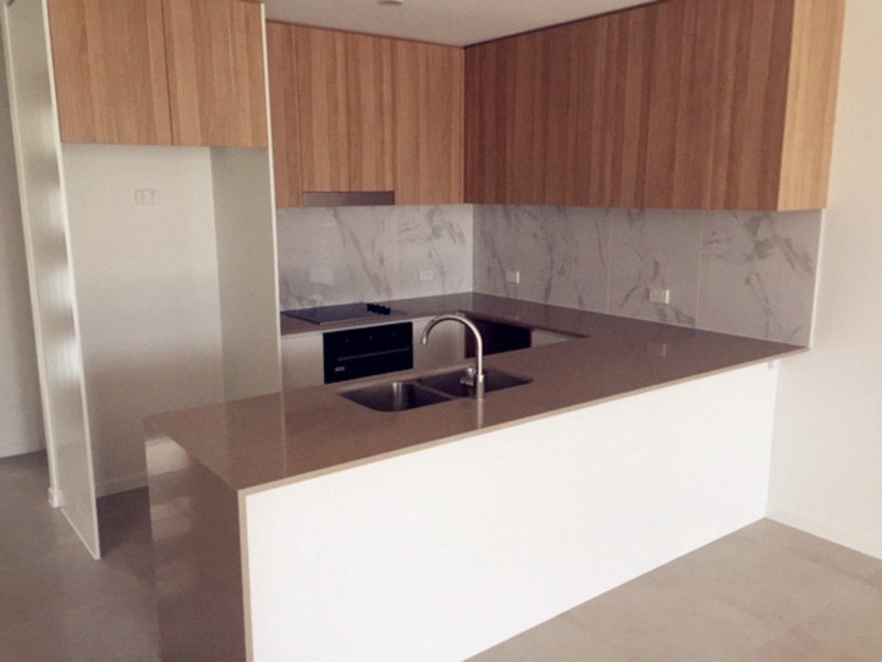 1 Summer Lne, Robina QLD 4226