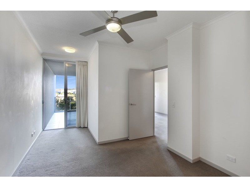 129-133 Laver Drive Laver Drive, Robina QLD 4226