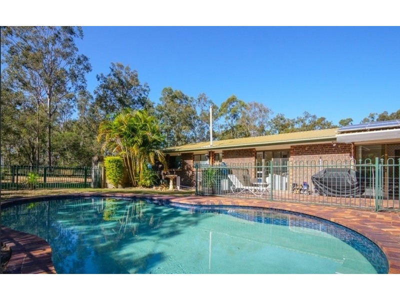 121 Olson Road, North Maclean QLD 4280