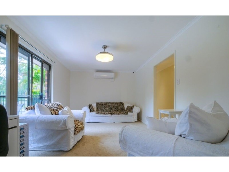 121 Olson Road, North Maclean QLD 4280