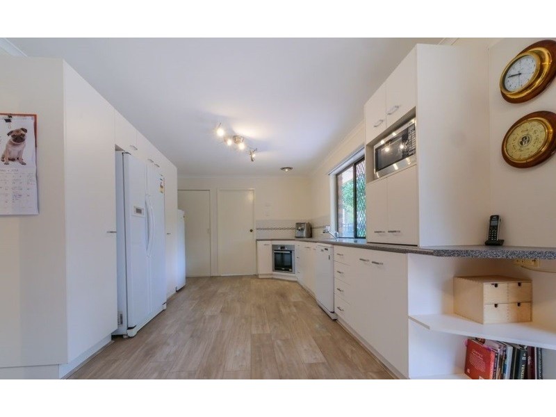 121 Olson Road, North Maclean QLD 4280