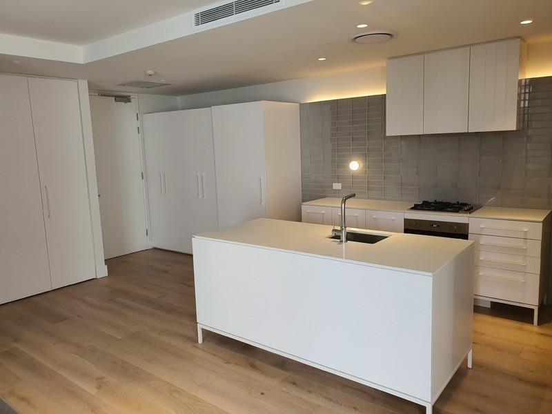 811/8 Bank Street, West End QLD 4101